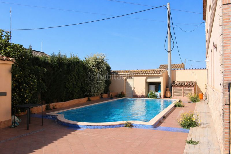 Foto fe2ede64-e9fa-4448-8e10-36857a43b27d. Xalet amb xemeneia aparcament piscina a Saboya Alboraya