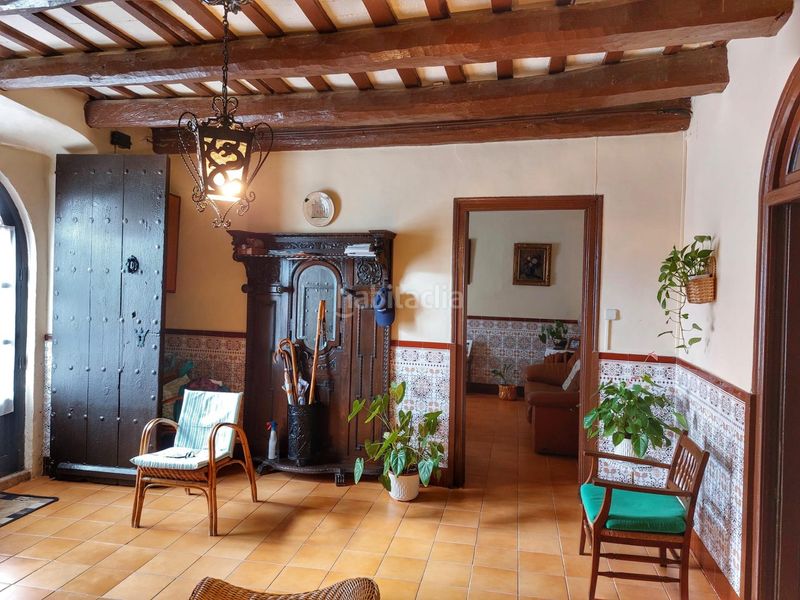 Foto 4183691f-d954-4fd7-a3e8-ff9915da38c9. Casa aparellada amb aparcament a Centre Sant Pere de Ribes