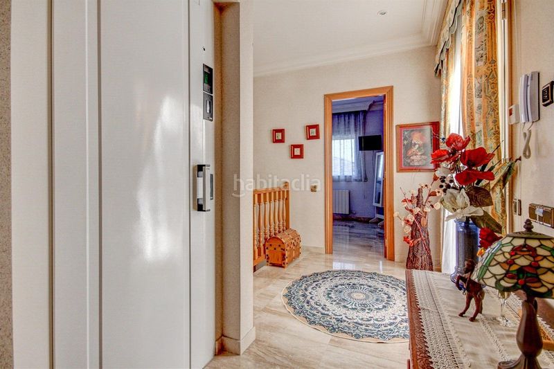 Foto aee2b84c-7d58-4064-b402-045cb509e2fc. Chalet avec chauffage parking dans Cunit residencial Cunit