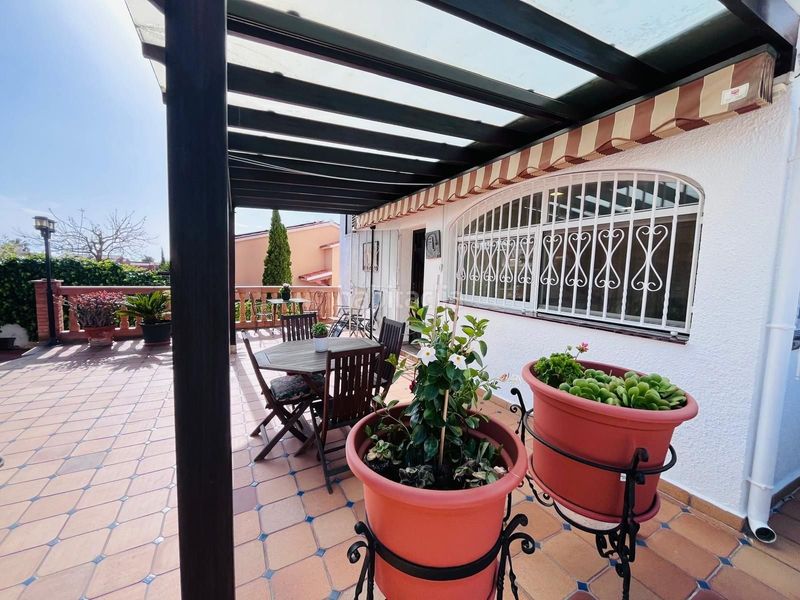 Foto bd7cc0cd-7f92-4150-9e14-f2f286c813f4. Casa amb calefacció aparcament piscina a Mas d´En Serra - Els Cards Sant Pere de Ribes