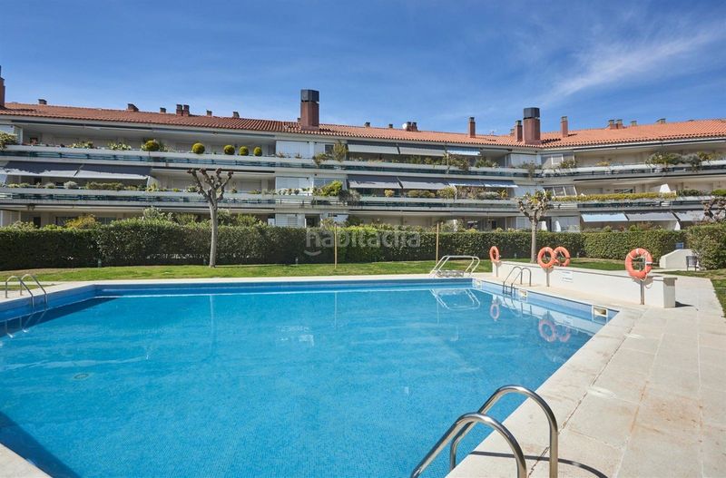 Foto e674e1ba-d6ba-4a57-be7e-7549e4363644. Pis amb calefacció aparcament piscina a Can Girona - Terramar - Vinyet Sitges