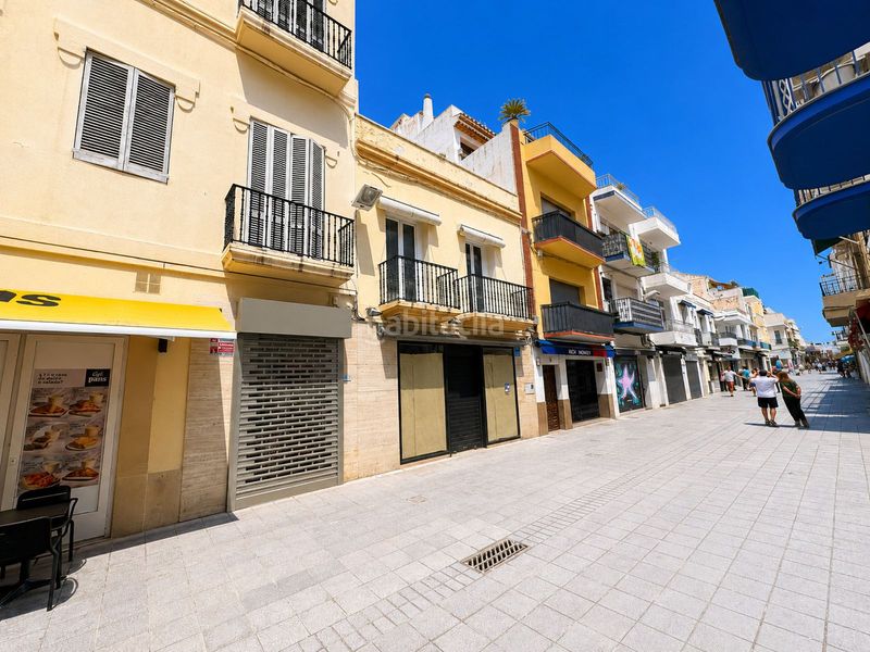 Foto 592e2e9b-d7f3-4943-98c2-96328d97e6d2. Lloguer local comercial a Centre Sitges