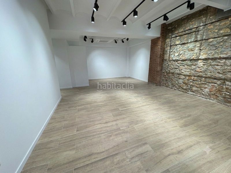 Foto d79d3e68-1066-485a-b5ac-8a1e936d988d. Lloguer local comercial a Centre Sitges