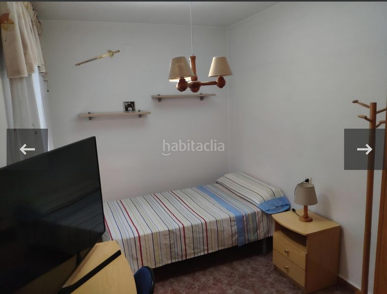 Foto b3bc3456-6442-4680-a4dd-00f012b4cc3a. Casa adossada amb aparcament a Bullas