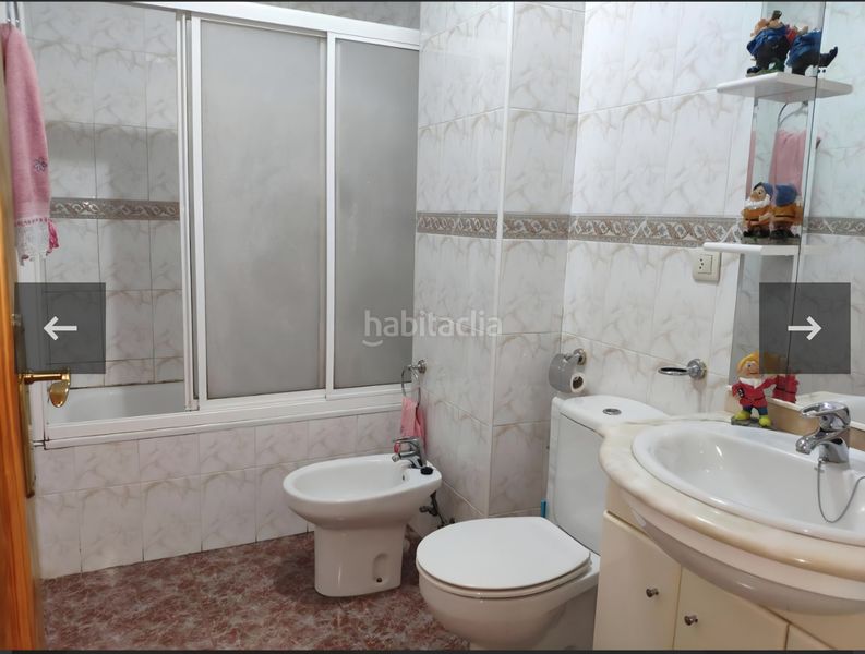 Foto b4f4b8e2-ebb4-4fcf-90eb-edb8dd3de4f5. Casa adossada amb aparcament a Bullas