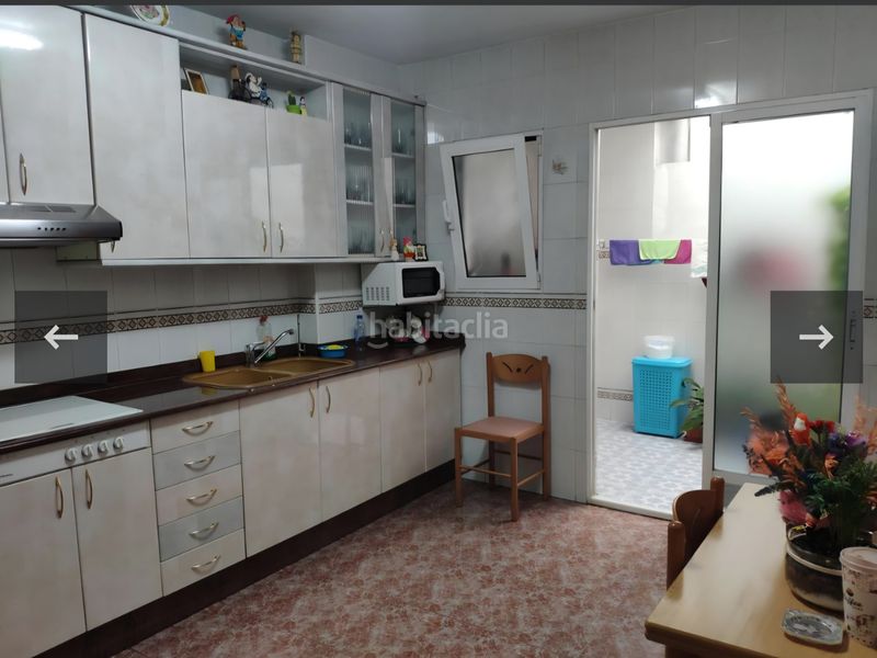 Foto c9d4c8ee-6ca3-4a11-9d61-b62258695d95. Casa adossada amb aparcament a Bullas