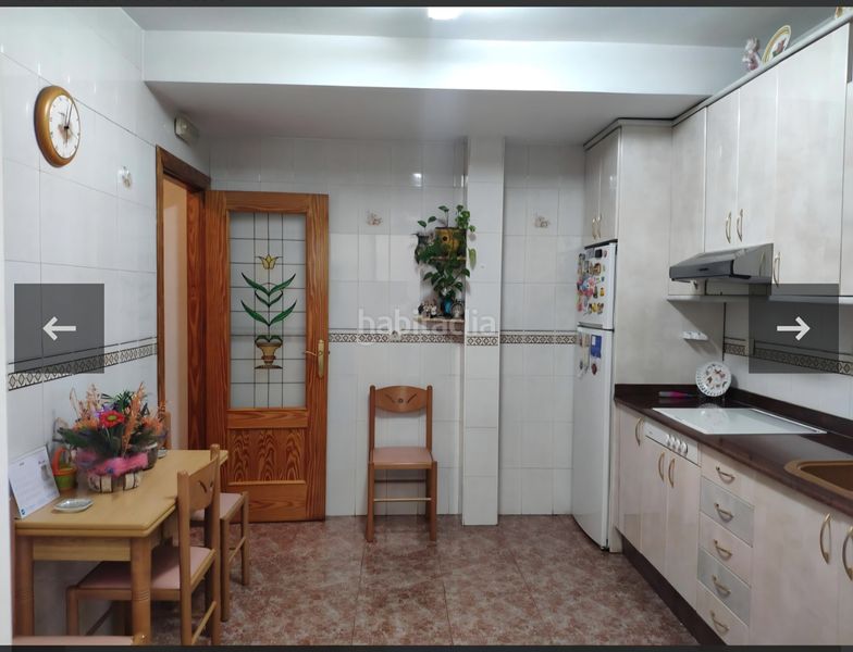 Foto e536133d-ea88-414b-98c2-1297f9272dc1. Casa adossada amb aparcament a Bullas