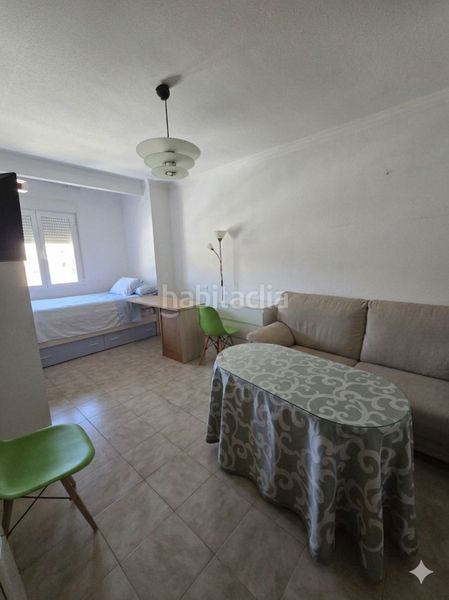 Foto 0115c49a-09e8-4a30-a9fb-d223d3555fa7. Pis amb xemeneia aparcament a Bullas