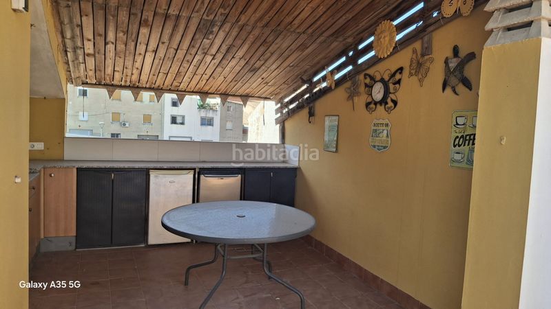 Foto 0b2b570c-6b2e-474f-b57b-30123a4ec17d. Casa adossada amb aparcament piscina a Bullas