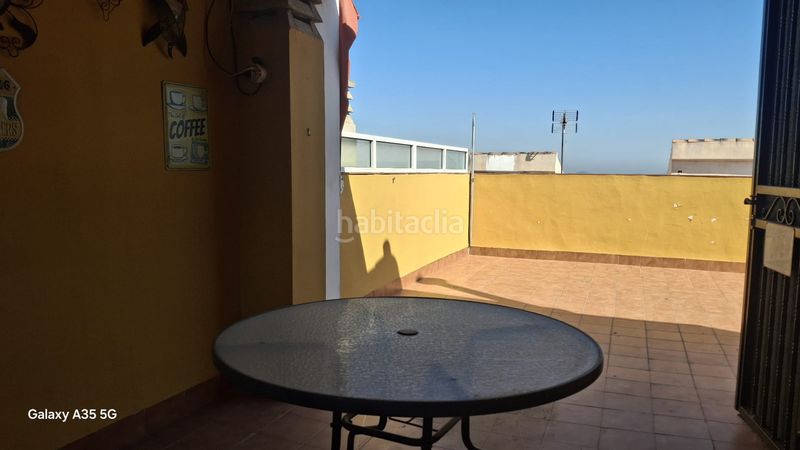 Foto b97416ae-7d43-4f15-bdfe-dcbf60b1e46c. Casa adossada amb aparcament piscina a Bullas