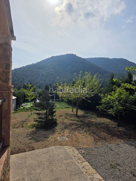 Foto b4048442-c46e-4668-9508-d9334a166c5d. Masia amb xemeneia aparcament a Bullas