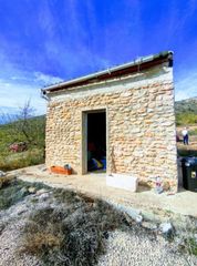 Fondo rustico  Mu-503. Terreno con caseta castellar poleo