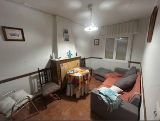 Casa  Calle carretas. Casa de pueblo en bullas.