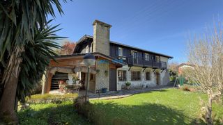 Chalet  Travesía carretera irún. Chalet individual en brazomar