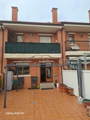 Location Maison jumelée  Travesía de andrés de la llosa. Chalet zona brazomar