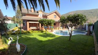 Xalet  Barrio pomar. Chalet individual en guriezo