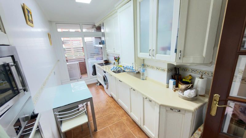 Foto 1e4e87de-827a-468c-abcf-442d32f18cf1. Pis amb calefacció aparcament piscina a Brazomar Castro - Urdiales