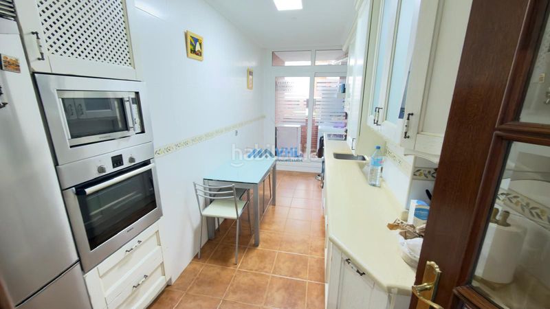 Foto 95e78309-f5e0-4e7a-b230-53aedd06c5a4. Pis amb calefacció aparcament piscina a Brazomar Castro - Urdiales