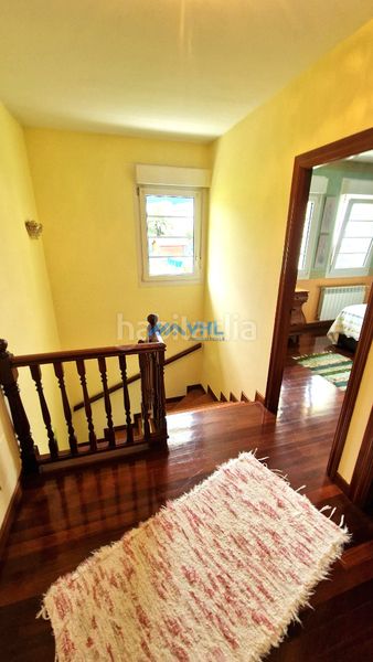 Foto 090b7888-e41d-4c60-8055-a1a581031e9b. Xalet amb xemeneia calefacció aparcament a Samano Castro - Urdiales