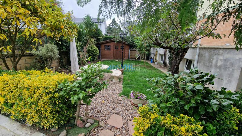 Foto 1675e9bd-c81d-40d2-8b81-cb0e39d79583. Xalet amb xemeneia calefacció aparcament a Samano Castro - Urdiales