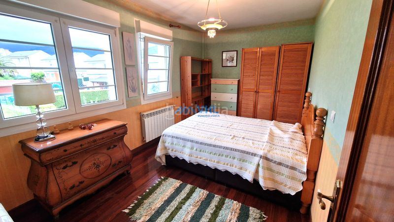 Foto 4cee51cc-57d6-4b90-b020-5d39aca30bf2. Xalet amb xemeneia calefacció aparcament a Samano Castro - Urdiales