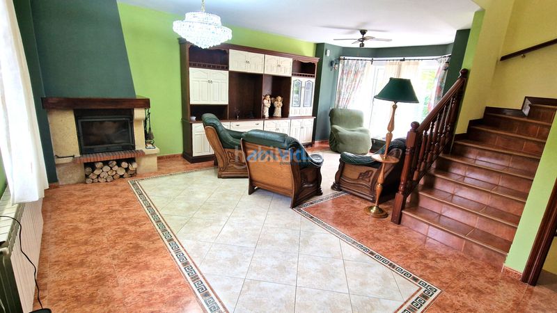 Foto 7dcd1366-a549-42af-acfd-1a7f7d3296b0. Xalet amb xemeneia calefacció aparcament a Samano Castro - Urdiales