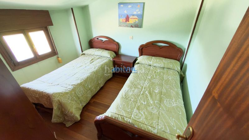 Foto 839435b3-6936-4c3d-b472-aa333720e32c. Casa adossada amb calefacció a Oriñón- Allendelagua Castro - Urdiales