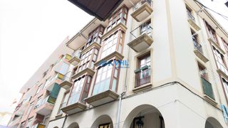 Apartament  Calle de arti�ano. Piso zona centro