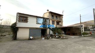Casa  Torquiendo. Casa zona guriezo
