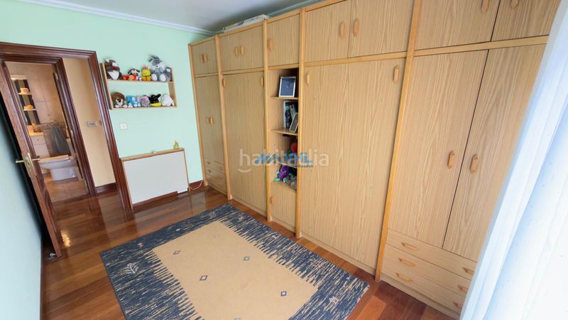 Foto f96f0ff1-02f9-4a53-81bf-2ef865317ea9. Pis amb calefacció a Centro Castro - Urdiales