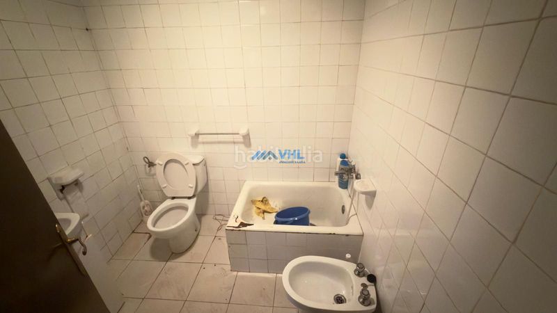 Foto 1be4c36b-8caa-4ce6-83e2-23279bf36c4c. Casa aparellada amb calefacció aparcament a Otañes-Talledo Castro - Urdiales