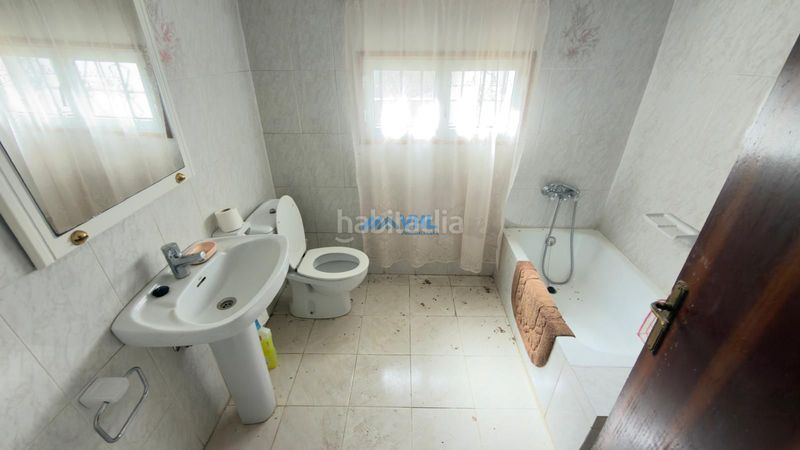 Foto 3422089c-a238-426e-9042-527b2e341a93. Casa aparellada amb calefacció aparcament a Otañes-Talledo Castro - Urdiales