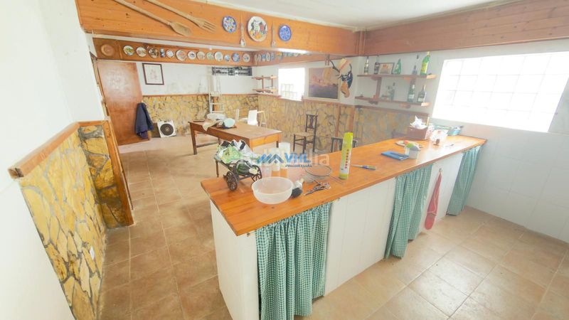 Foto 55b798a2-79e2-4fd2-81e6-4143e2a37cc0. Casa aparellada amb calefacció aparcament a Otañes-Talledo Castro - Urdiales