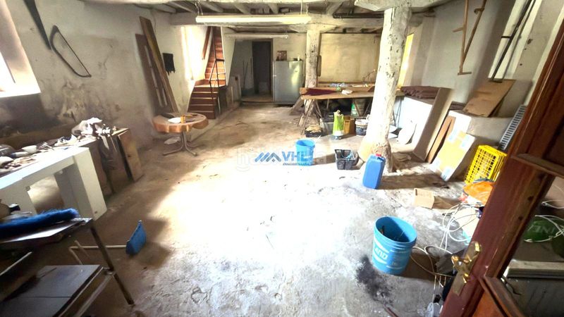 Foto 8f3b6a20-fa2f-4c3d-b8c1-7f0b05d98ea7. Casa aparellada amb calefacció aparcament a Otañes-Talledo Castro - Urdiales