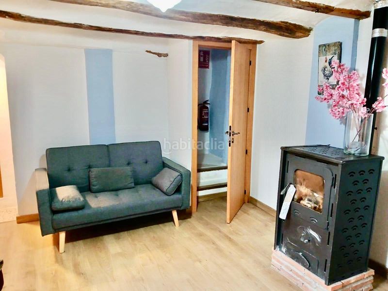 Foto f1f528fa-7715-487c-a890-ba389f6a9e5b. Casa a calle real 70 a Terrer