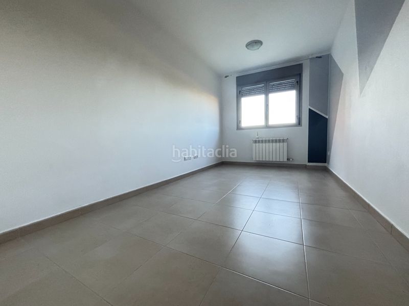 Foto bcb77190-2096-4bc0-bf21-96ae6f395cef. Flat in calle ramiro ii el monje 2 in Cadrete