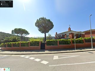 Casa  Carrer tajo. Cesión de remate – casa unifamiliar con amplia parcela