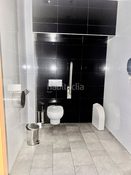 Foto b63a8f1a-db63-47b4-b370-51973c457caa. Local comercial amb calefacció a Andoain