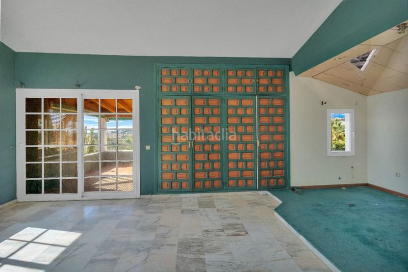 Foto 4add47f7-fb69-4f2d-a2b6-0323256de7ea. Casa amb aparcament piscina a Nueva Atalaya Estepona