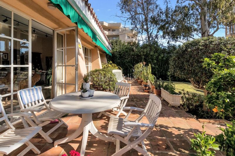 Foto 7eaa6e8d-1443-4e4b-8e9f-14b7bf587a8a. Casa amb aparcament piscina a Nueva Atalaya Estepona