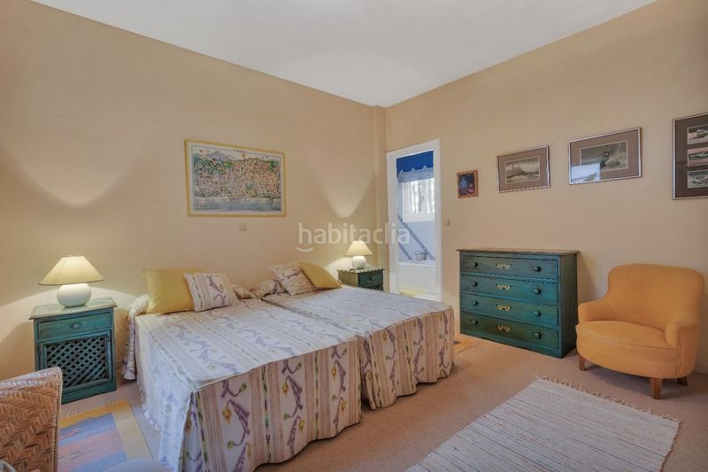 Foto c8517c5e-4271-4ec6-8a90-a1247df4cc6a. Casa amb aparcament piscina a Nueva Atalaya Estepona