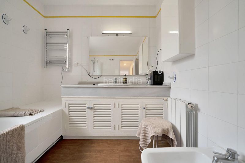 Foto 49c7093f-688a-4c2f-87fe-01bbd7054074. Casa amb aparcament piscina a Elviria Marbella