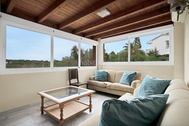 Foto 8d5d3785-1e1f-4969-a415-6d8fe350d392. Casa amb aparcament piscina a Elviria Marbella