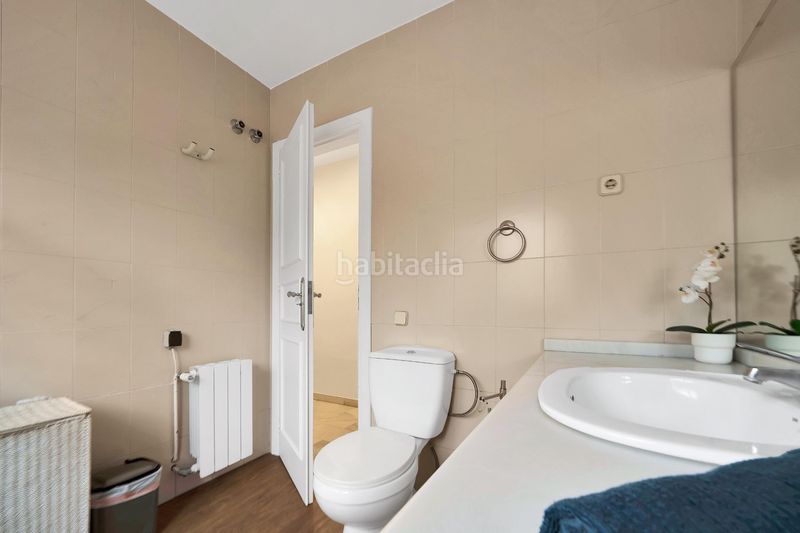 Foto b819852d-77b5-466f-8b4f-a9b1db723a4c. Casa amb aparcament piscina a Elviria Marbella