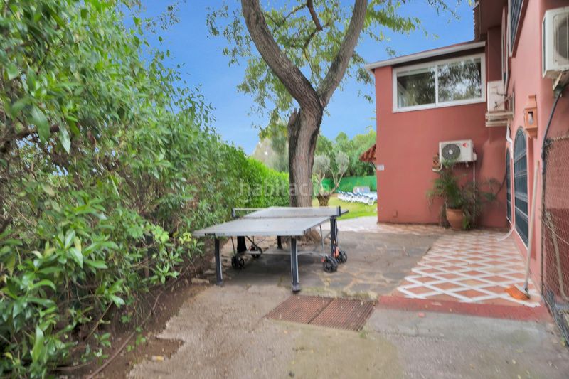 Foto ebe7ba83-2b44-4c18-b2df-1218b6a40111. Casa amb aparcament piscina a Elviria Marbella