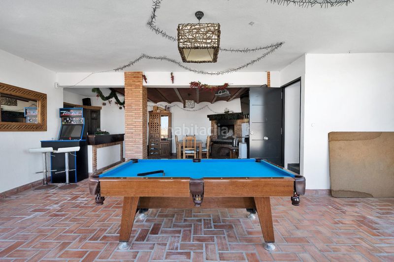 Foto 0946f52a-fe58-4888-8b57-1bfb202c5a61. Casa amb aparcament piscina a La Alcaidesa