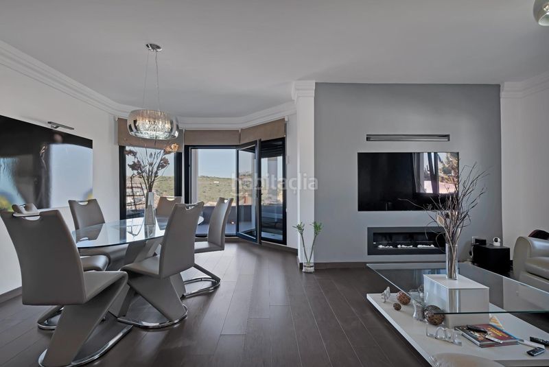 Foto 689b4c75-18fa-40e1-a747-84d09f2bc4d4. Casa amb aparcament piscina a La Alcaidesa