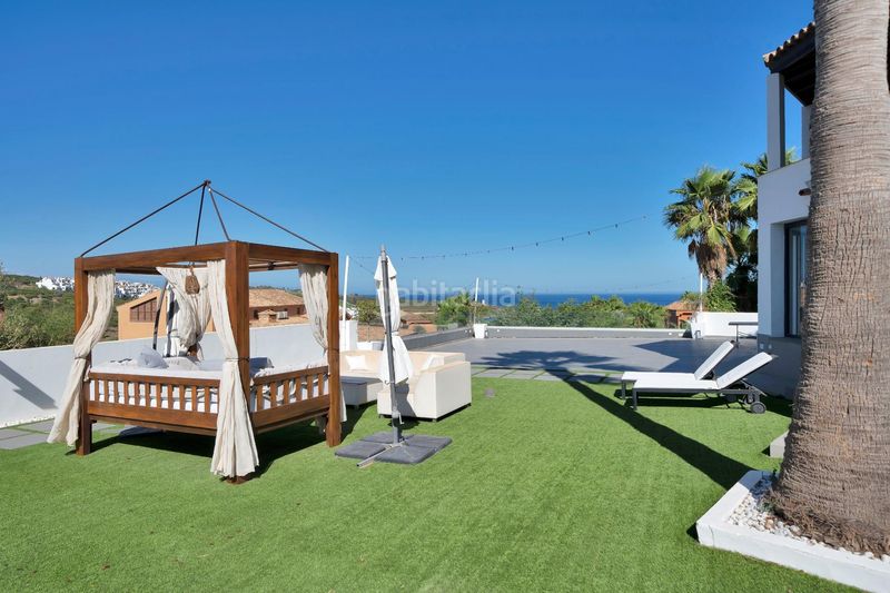 Foto 6dc81508-e635-49f7-a303-f801dcaaf3d9. Casa amb aparcament piscina a La Alcaidesa