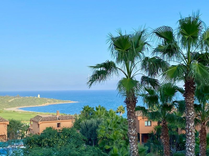 Foto b0f319cb-6f56-412b-b839-786de5f4c44f. Casa amb aparcament piscina a La Alcaidesa