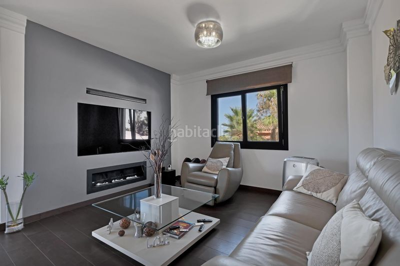 Foto b655e19a-fd19-4050-b11d-c7a220b16224. Casa amb aparcament piscina a La Alcaidesa